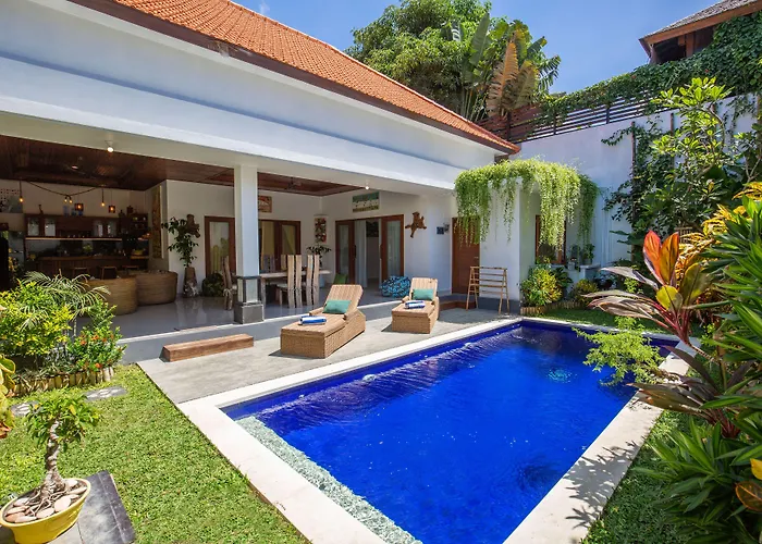 Masbro Art Villa Seminyak