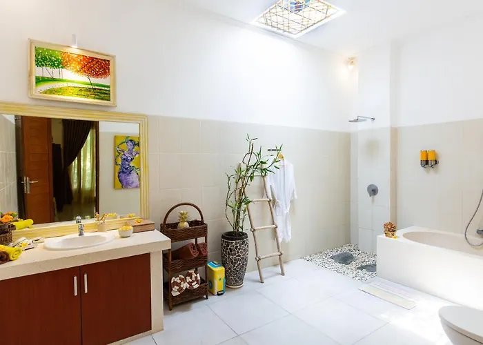 Masbro Art * Seminyak (Bali)